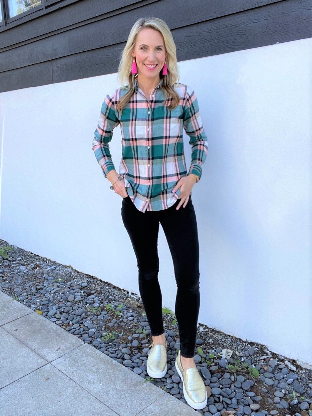 Freezing? Get yourself a cute flannel shirt and stay stylish and cozy ...
